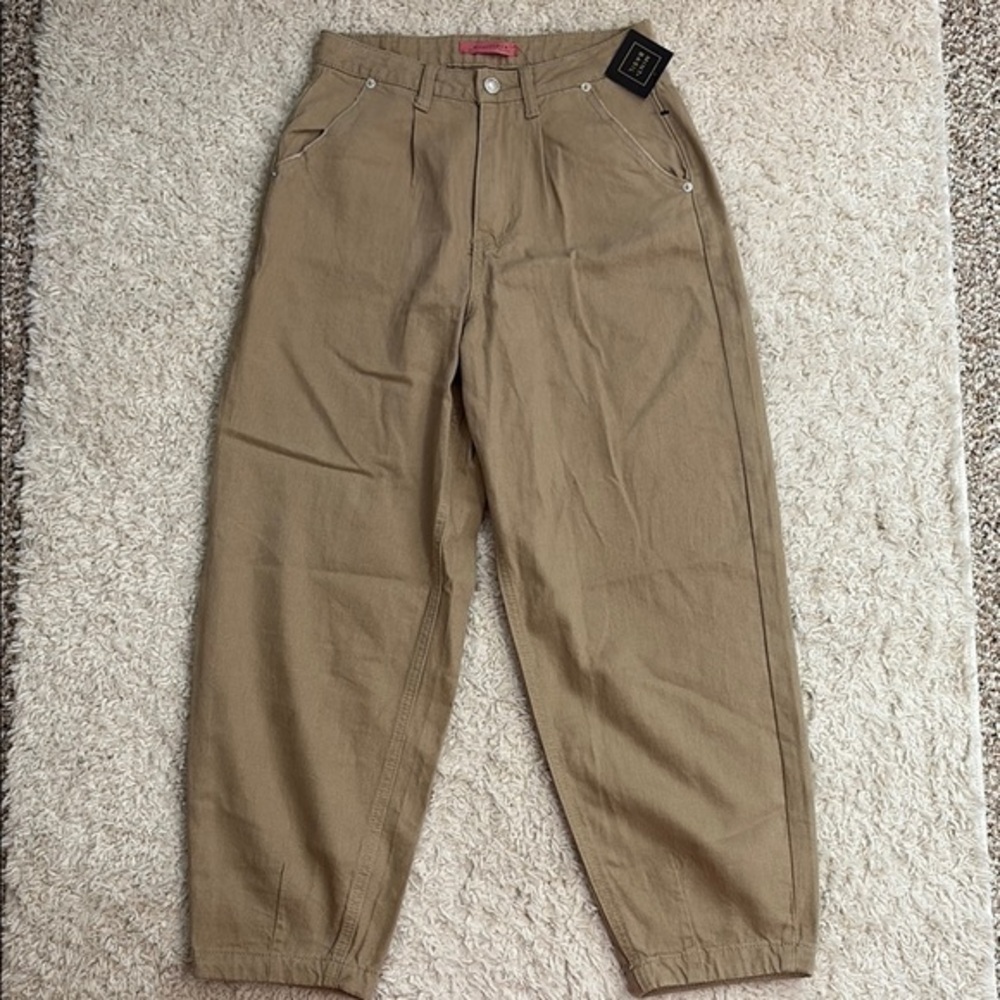 NWT SIGNATURE8 S (4*) cropped  💯 cotton barrel pants with distressed look
